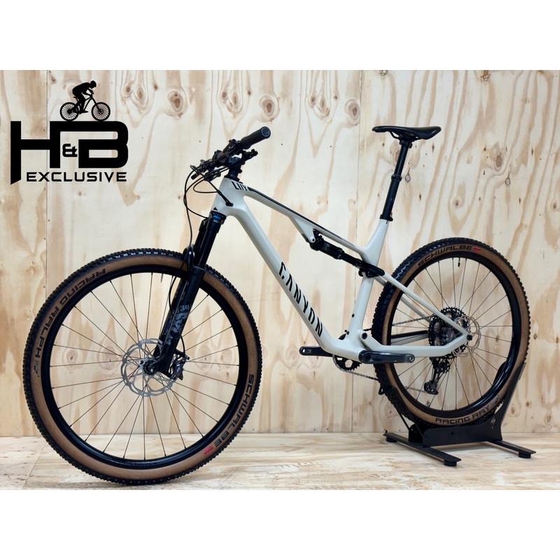 Canyon Lux CF 7 Trail 29 inch mountainbike