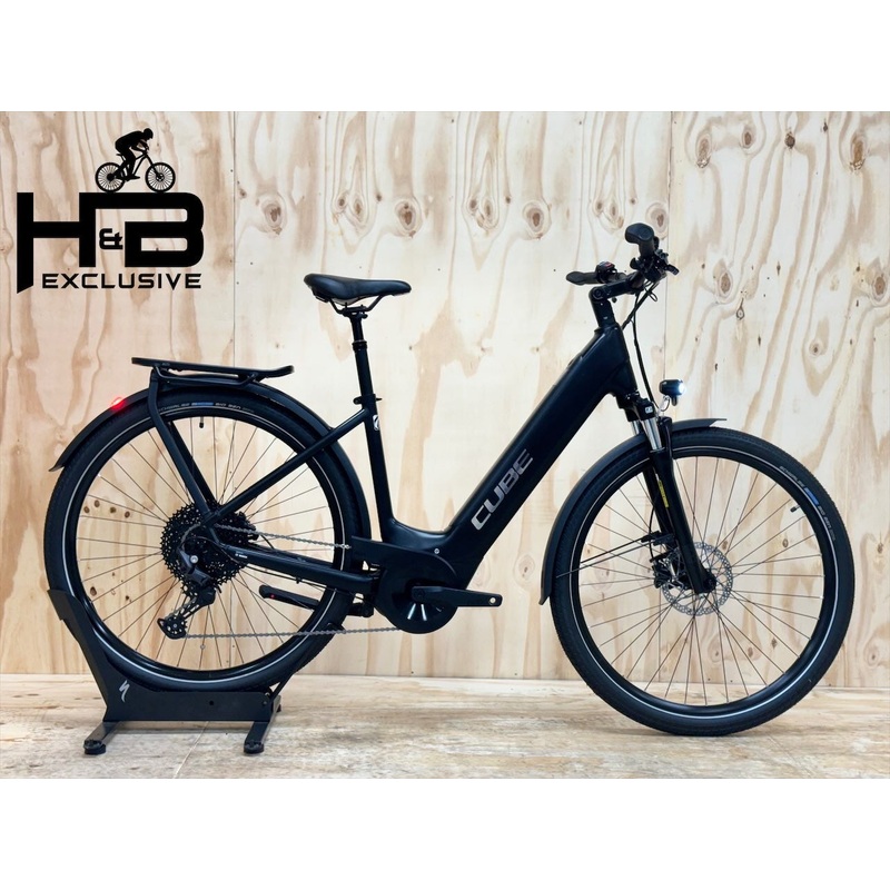 Cube Touring Hybrid Pro 625 28 inch E-Bike