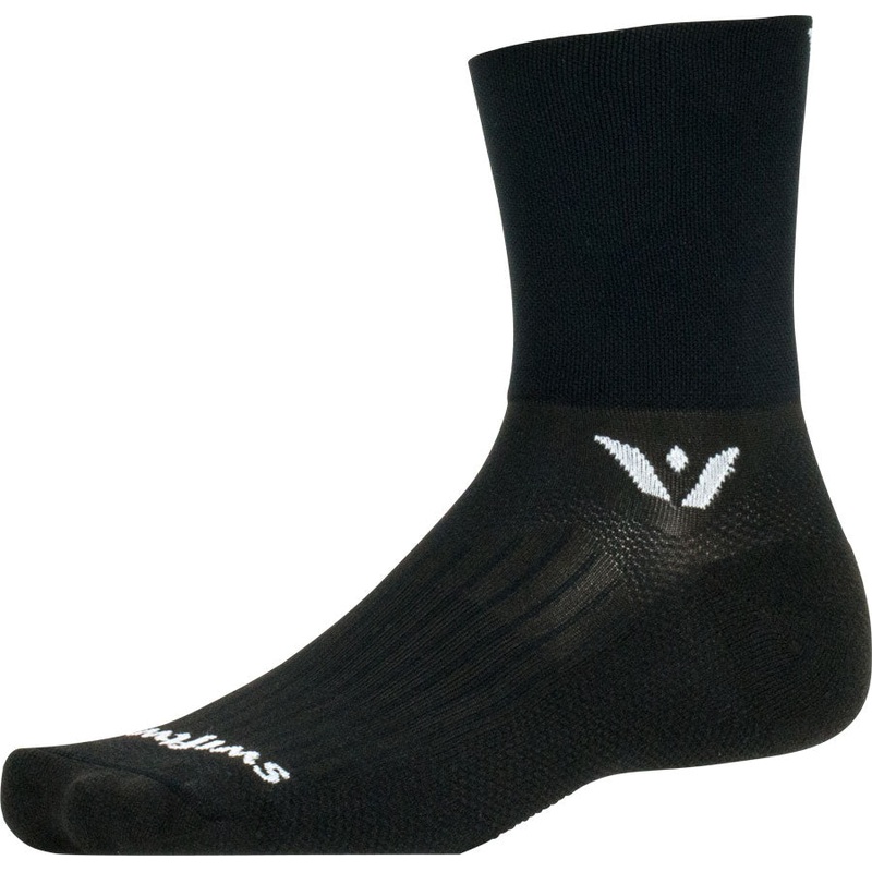Swiftwick Aspire Quarter Crew Socks – 4 Black Medium