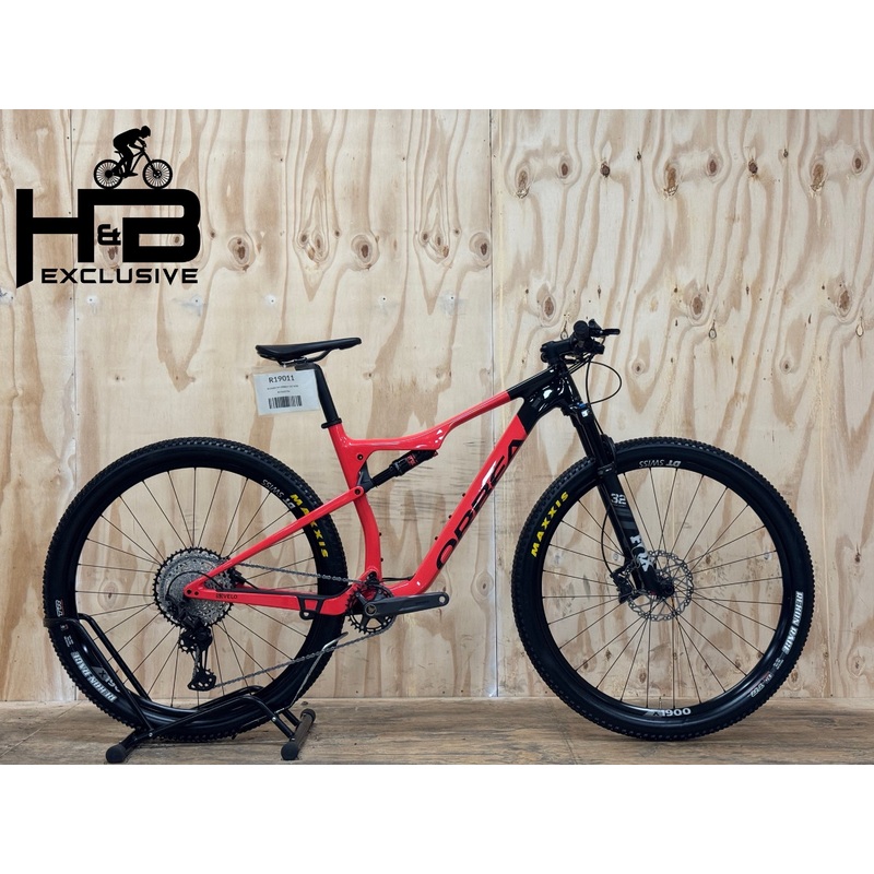 Orbea Oiz M30 29 inch mountainbike