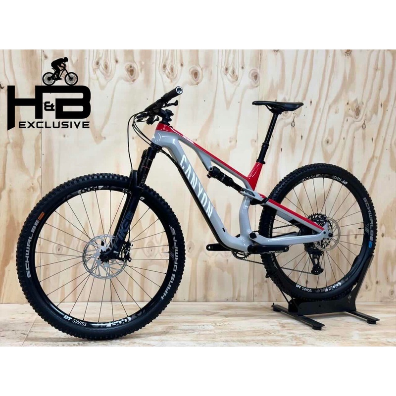 Canyon Neuron CF 8 29 inch mountainbike