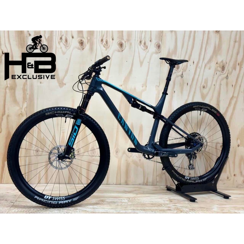 Canyon Lux CF 8 Trail 29 inch mountainbike
