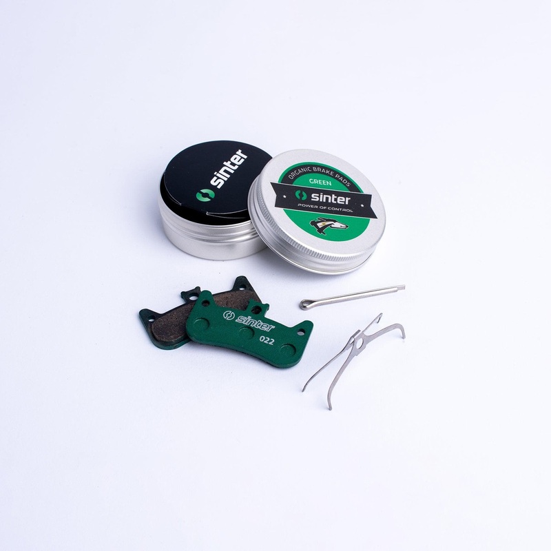 Sinter Disc Brake Pads – 022 Formula S2032 – Single Pair Metal Can Carded: Green